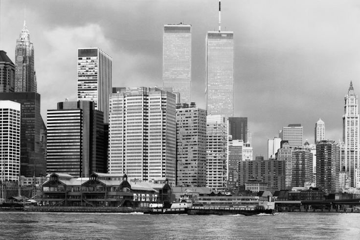 Lower Manhattan skyline with World Trade Center. 1994.