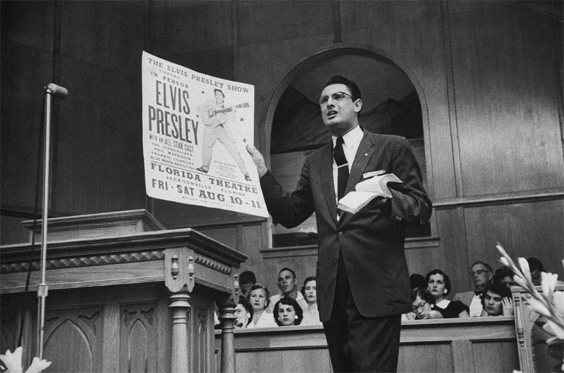 Baptist preacher Robert Gray denounces Elvis Presley before his concerts in Jacksonville, Florida, 1956.